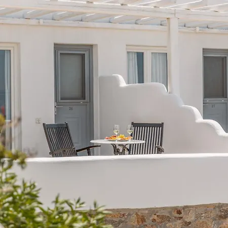 Konstantin & 4* Mykonos Town