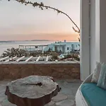 Konstantin & 3* Mykonos Town