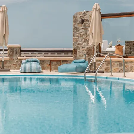 Ξενοδοχείο με διαμερίσματα Konstantin & 4*