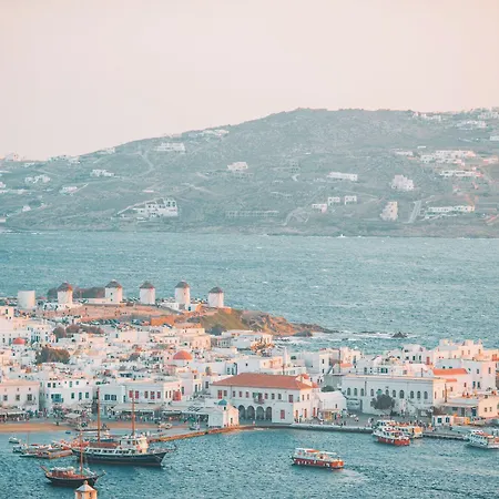 Ξενοδοχείο με διαμερίσματα Konstantin & Mykonos Town