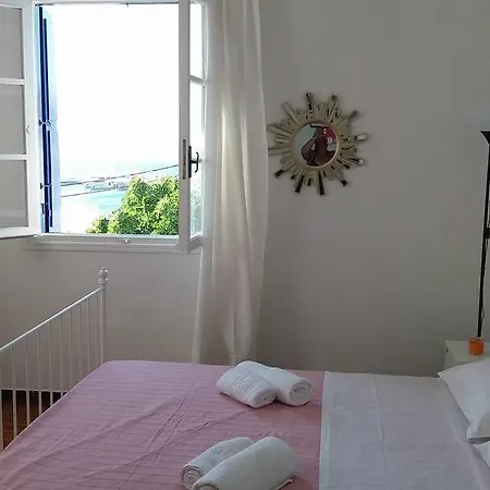 Konstantin & Ξενοδοχείο με διαμερίσματα 4*